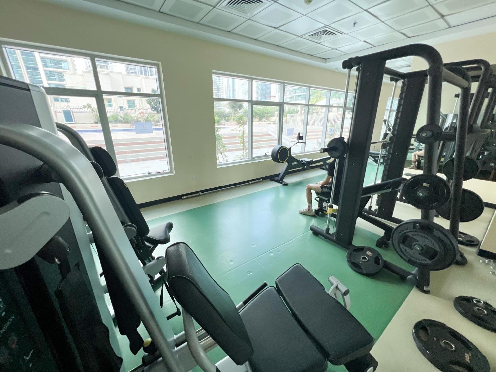 Spacious 2 Bed Apt At Marina High Floor دبي المظهر الخارجي الصورة