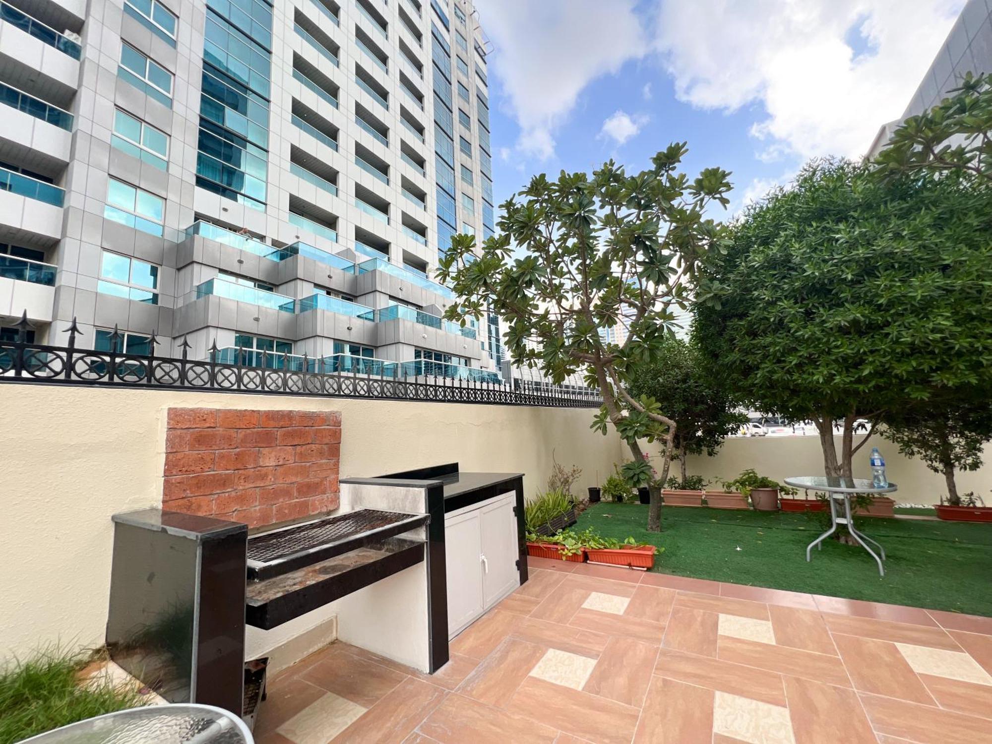 Spacious 2 Bed Apt At Marina High Floor دبي المظهر الخارجي الصورة