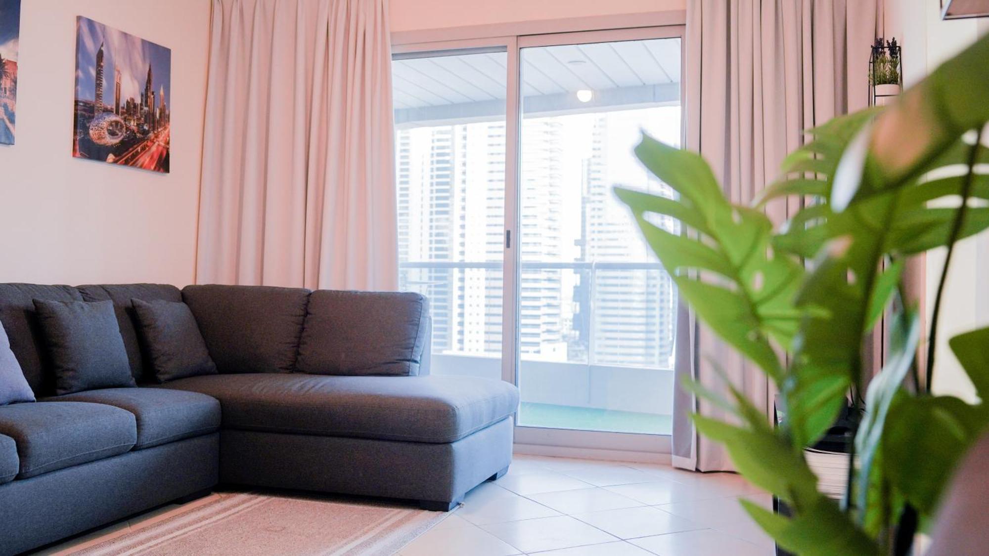 Spacious 2 Bed Apt At Marina High Floor دبي المظهر الخارجي الصورة