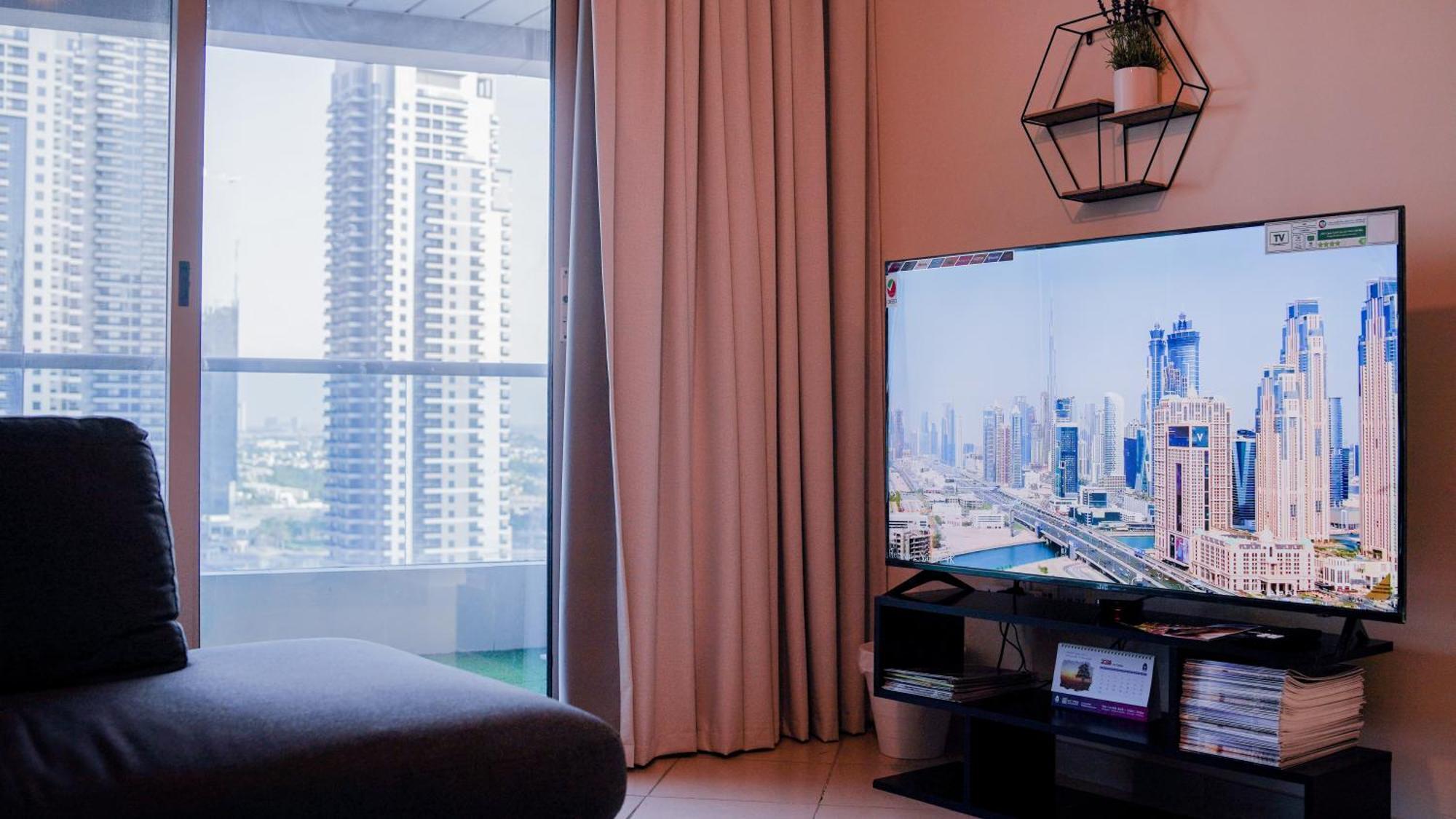 Spacious 2 Bed Apt At Marina High Floor دبي المظهر الخارجي الصورة