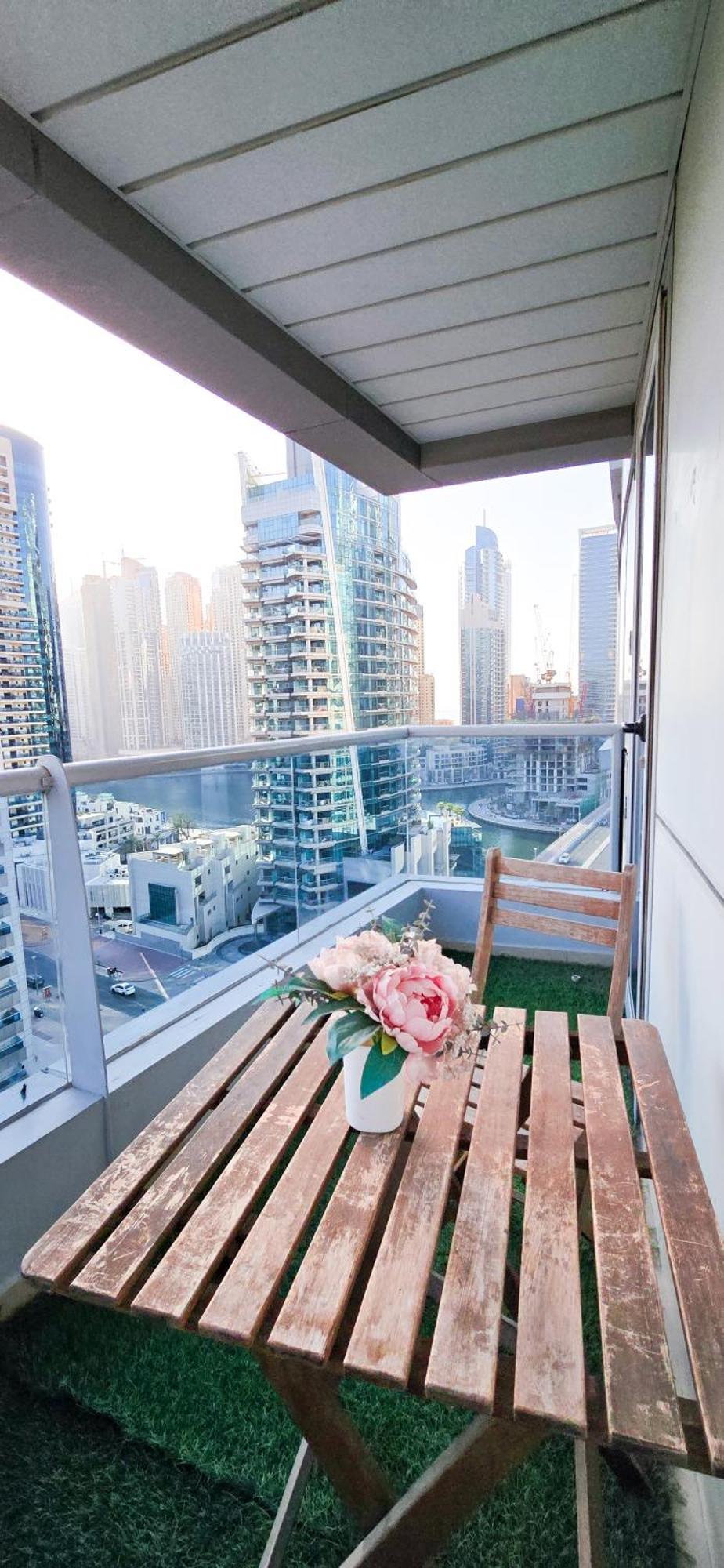 Spacious 2 Bed Apt At Marina High Floor دبي المظهر الخارجي الصورة